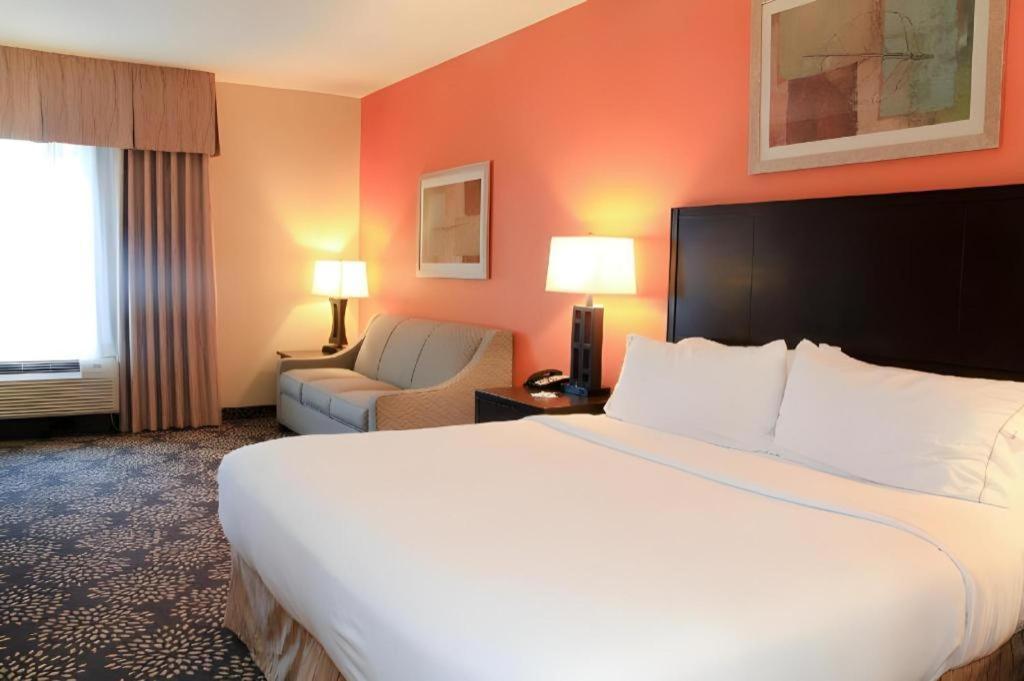 Holiday Inn Express Hotel & Suites Grand Island By Ihg Dış mekan fotoğraf