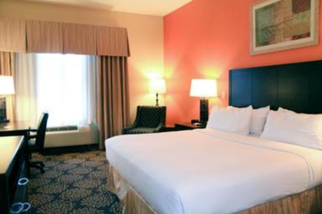 Holiday Inn Express Hotel & Suites Grand Island By Ihg Dış mekan fotoğraf